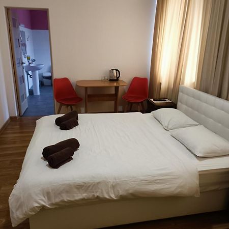 Mirage Otel Çernivtsi Dış mekan fotoğraf