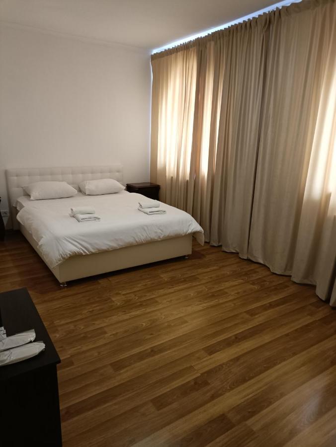 Mirage Otel Çernivtsi Dış mekan fotoğraf