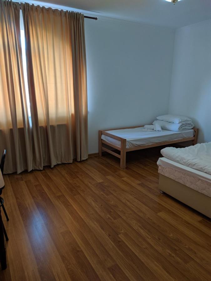 Mirage Otel Çernivtsi Dış mekan fotoğraf